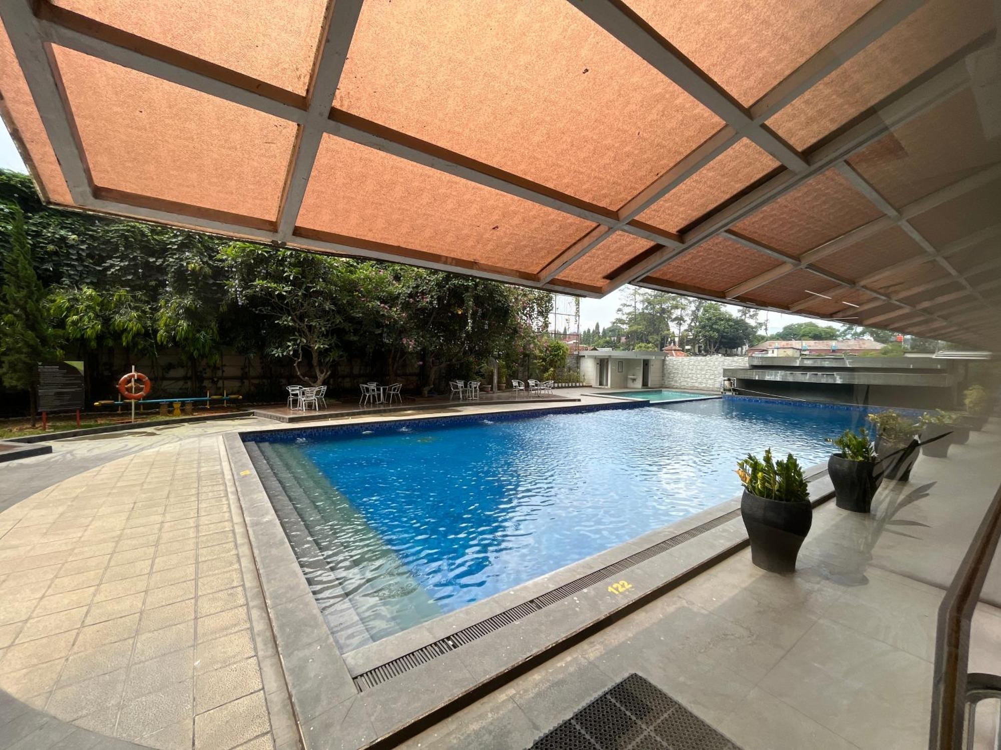 At Galeri Ciumbuleuit 2 Apartemen Bandung